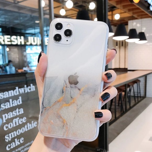 NEW iPhone 12/11/Pro/Max/XR Dream Galaxy case - Picture 1 of 2